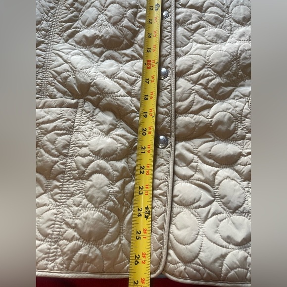 Coach Women's Beige Quilted Puffer Jacket size L - Picture 7 of 7